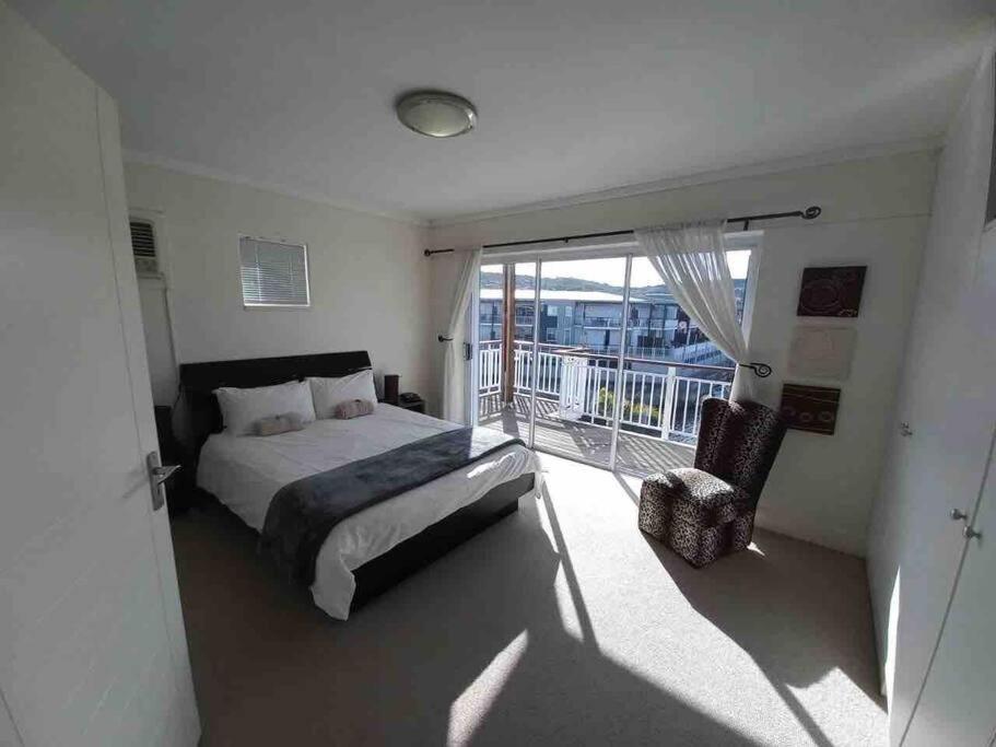 Waterfront - 1 South Quay Lovely Two Bed On Water Knysna Exterior photo